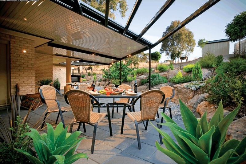 Stratco Flat Roof & Open Pergola